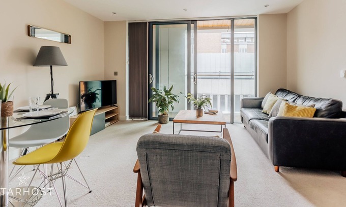 Guildford Apartamento | StarHost Residences | Modern Stylish 2 Bedroom Apartment in Guildford