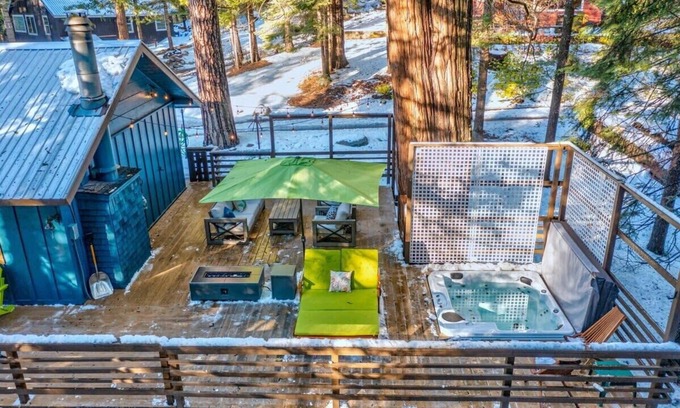 Sugar Pine Cabina | Starlight Cabin, Hot Tub, Game Room
