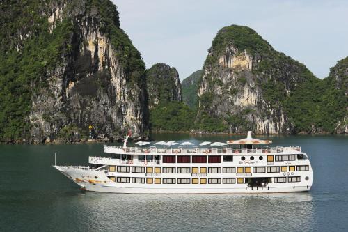 Hon Gai Alquiler De Eote | Starlight Cruise