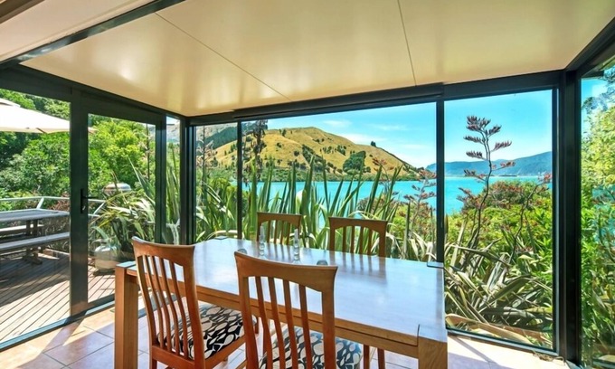 Cable Bay Casa | Starlight Holiday Retreat Cable Bay Nelson