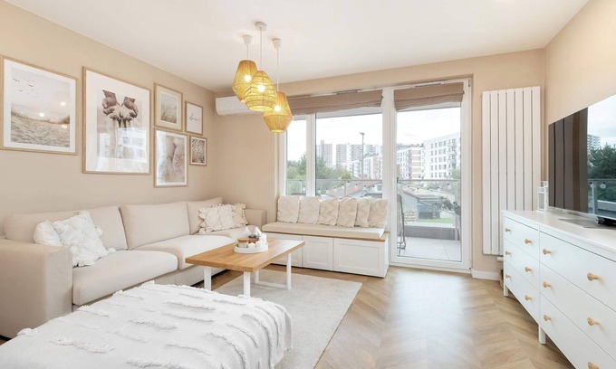 Nowy Port Apartamento | Starowiejska 95 Gdańsk | Prestige Beige Apartment with Air Conditioned Living Ro