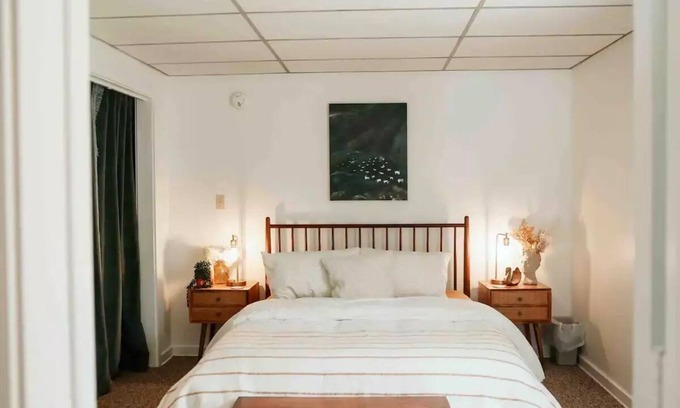 State College Apartamento | State College Apartment, 6 mins from PSU Football & Events!