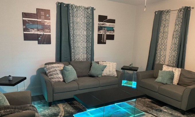 Bellefonte Casa | State College! Home away from home! With Game Room!