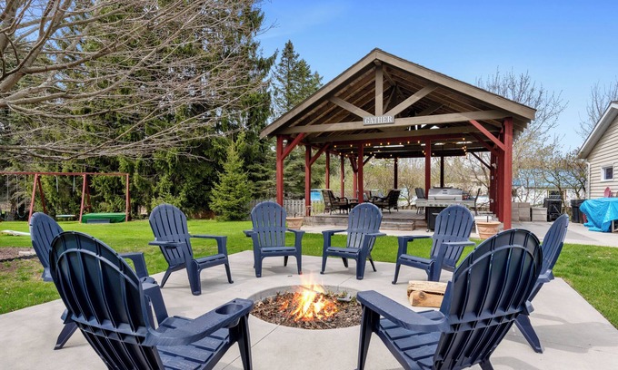 Sheboygan Casa | State Park w/ Orchard Style Yard & Pavilion