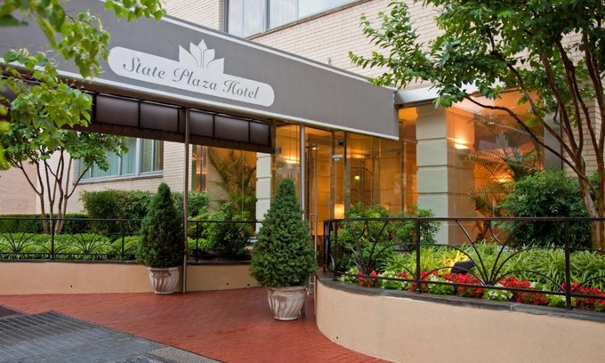 Foggy Bottom Hotel | State Plaza Hotel