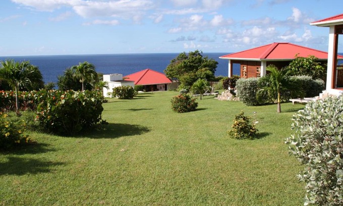 Oranjestad Cabina | Statia Lodge