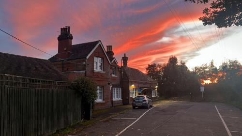 Christchurch Casa | Station House-Hinton Admiral