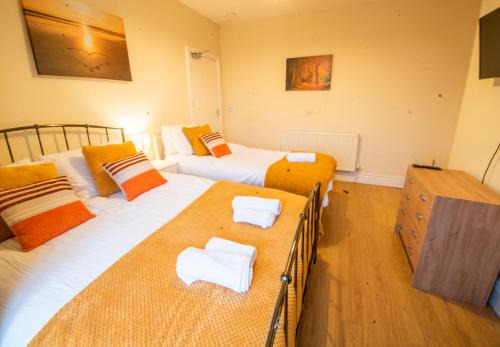 Chesterfield Casa | Staveley House
