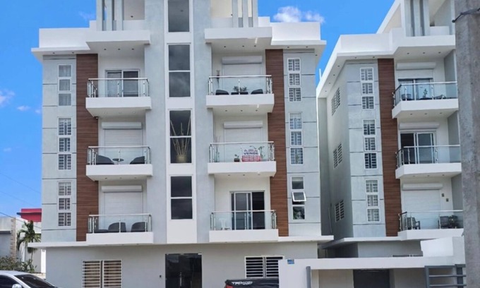 La Romana Condominio | Stay at luxurious exclusive condo 10 minute walk from caleta beach