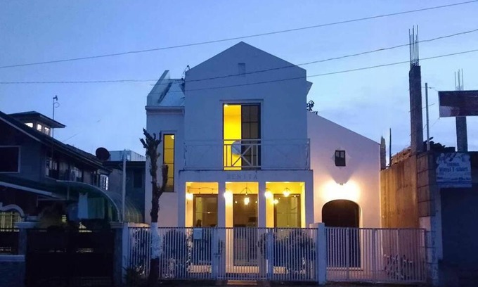 Dolores Casa | Stay At the Plaza - Benita