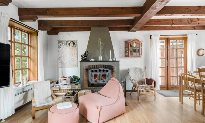 Farso Casa | Stay by the Limfjord in this large and very well-equipped holiday home.