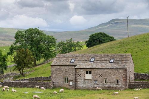 Kirkby Stephen Casa | Stay Lambing Live