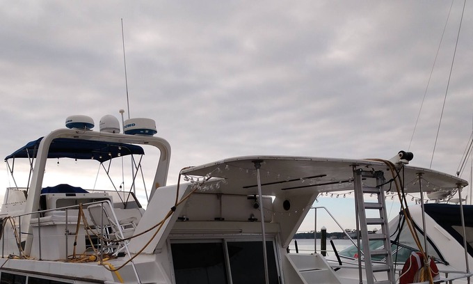 Niceville Alquiler De Eote | ¡Quédate en una casa flotante de 50 pies para la aventura de tu vida!