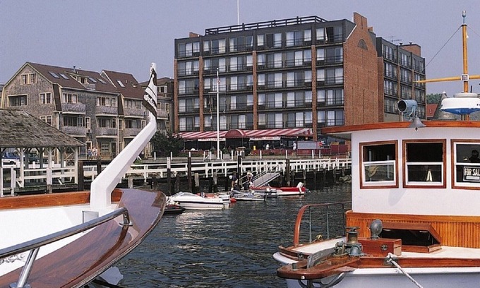 Newport Complejo | Wyndham Inn en el puerto