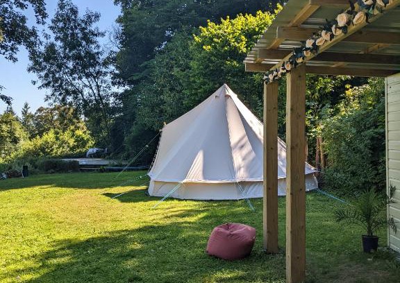 Chirk Bank Otro | Stay Wild Retreats 'Belle'