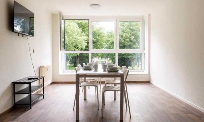 Emmerich Apartamento | Stay & Work - 6 single beds - central