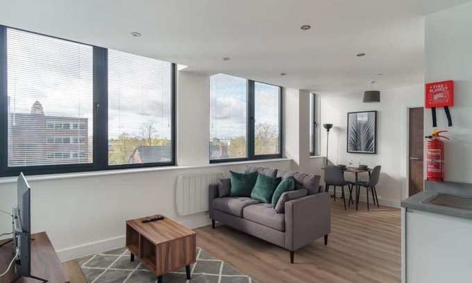 Old Trafford Apartamento | Stay Zeni, Alexandra Rise Manchester Cool 1BR Flat