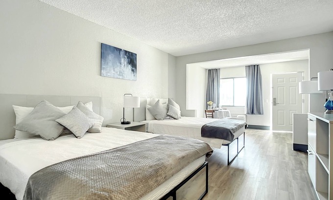 Kissimmee Hotel | Stayable Kissimmee West