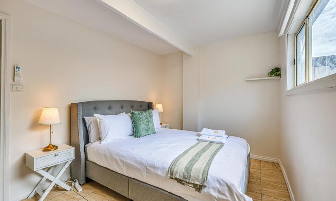 Malvern East Casa | StayAU Cozy 1BR Living Space Near Chadstone