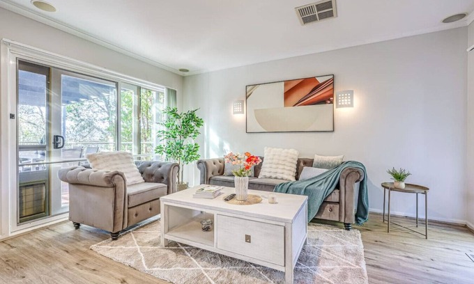 Leopold Casa | StayAU Gorgeous 5BR Pet Friendly Home near Geelong