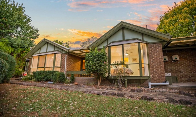 Badger Creek Cabina | StayAU The Homestead 4BR Spacious Nature Retreat