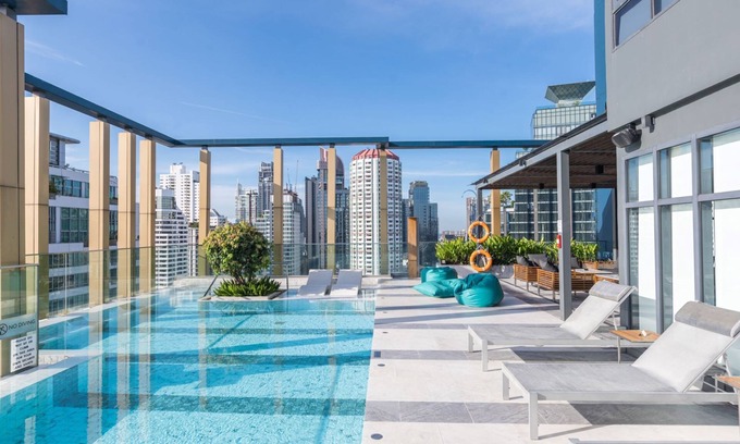 Sukhumvit Hotel | Staybridge Suites Bangkok Thonglor by IHG