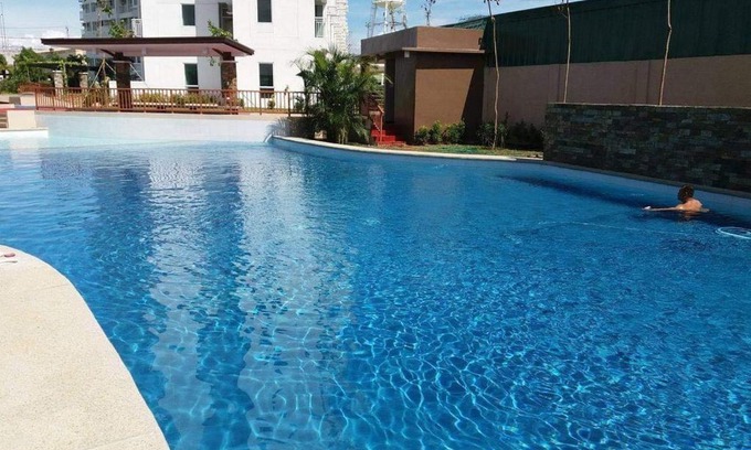 Muntinlupa Hotel | Staycation bigger room