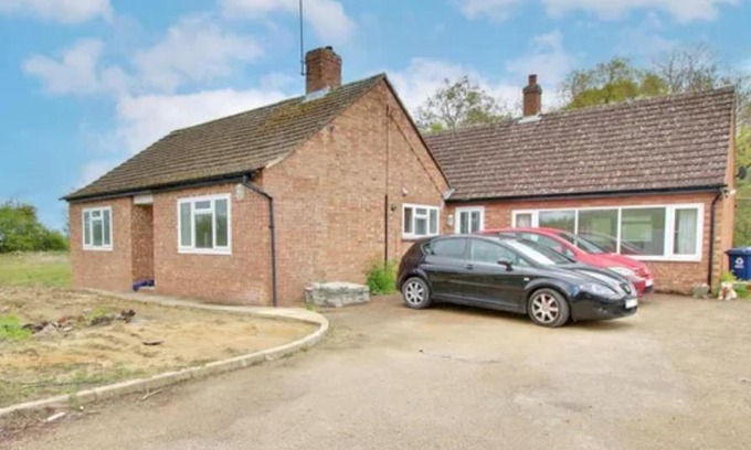 Little Stukeley Casa | Staycation Bunglaw