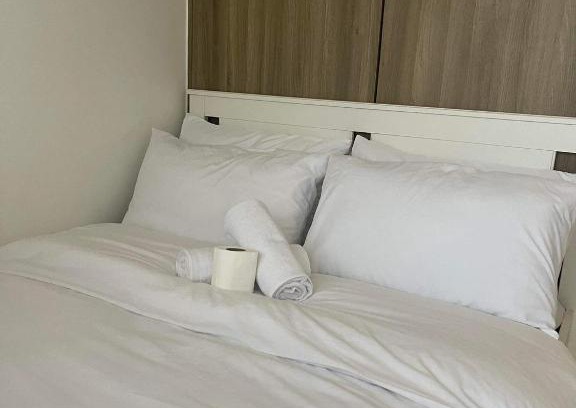 Highway Hills Apartamento | Staycation Mandaluyong Fame residences greenfield district by darpm