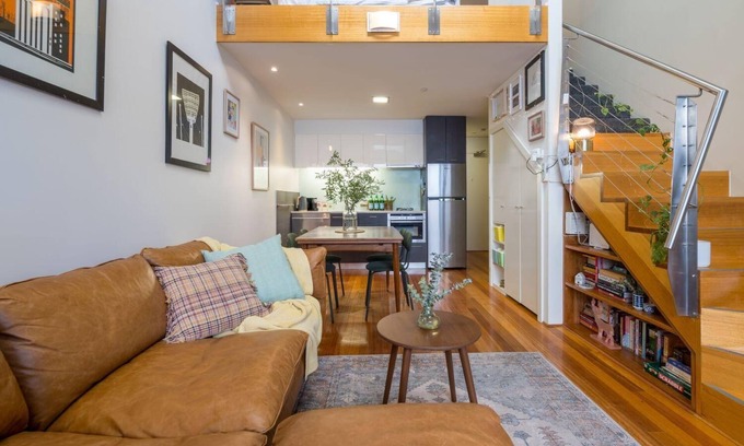 Brunswick Apartamento | StayCentral - Brunswick Loft - Michael Street, Brunswick - 1 Bedroom, 1 Bed, 1.5 bathroom, 1 Parking, Pet Friendly