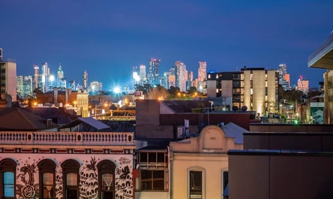 Brunswick Casa | StayCentral - Brunswick Central Townhouse - Union St, Brunswick - 3 Bedrooms, 4 Beds, 2 Bathrooms, 1 secure undercover parking spot.