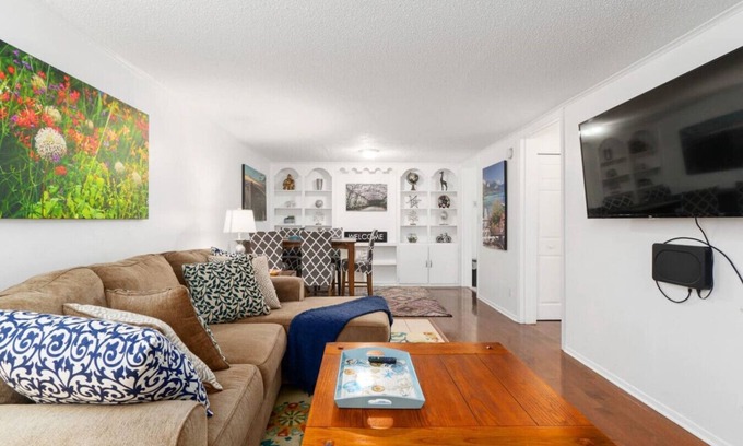 Gainesville Condominio | StayGainesville's Peaceful Condo Near UF / Shands