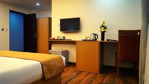 Gangtok Hotel | Staynest Continetal With parking Near Mg Marg