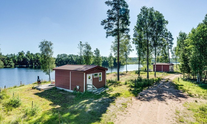 Hamneda Chalet De Esquí | StayNordic | Holiday home with lovely views of the lake Hängasjön | SE06015