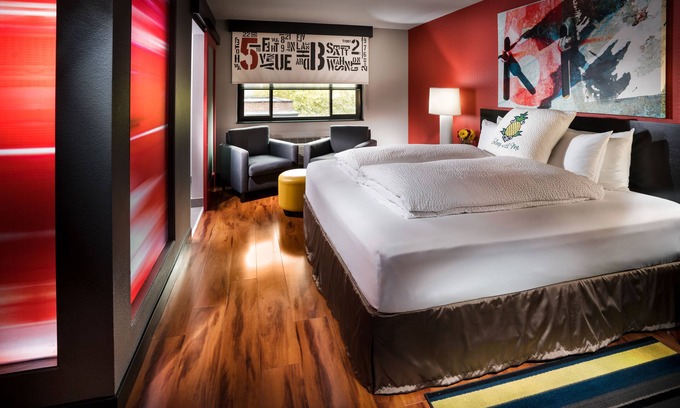 Belltown Hotel | Staypineapple, Hotel FIVE, Downtown Seattle