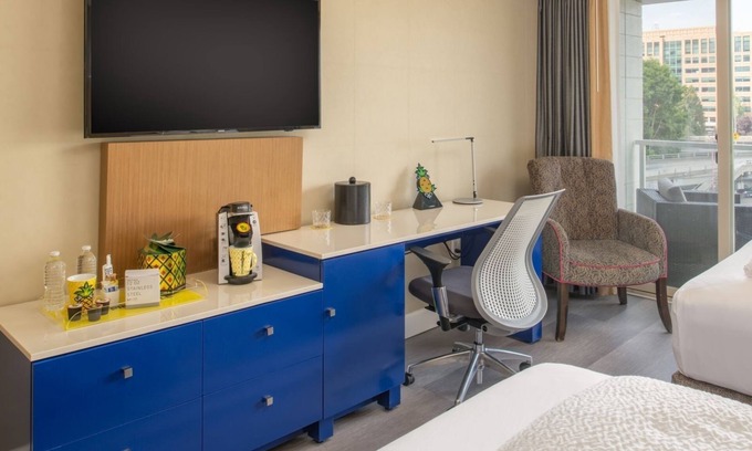 Downtown Portland Hotel | Staypineapple, Hotel Rose, Downtown, Stumptown Balcony Two Doubles, 2 Units