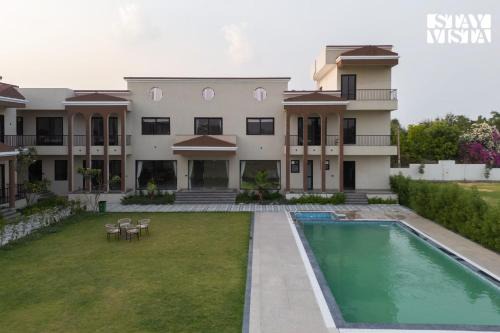 Jaipur District Complejo | StayVista at Boutique Stays at Eleganza Resort with BBQ