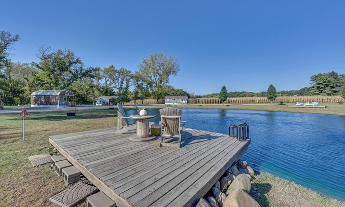 Austinville Apartamento | Steamboat Rock Cabin Near Trails & River!