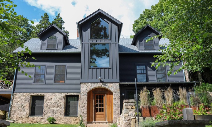 Branford Apartamento | StedleyCreek! One bed-room apartment in the Stoney Creek area of Branford, CT.