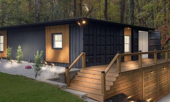 Woodstock Casa | Steel House: City, Lake, Main St & Mountain Gem Close to All Attractions