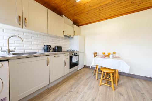 Trim Apartamento | Steepleview 2 Bedroom