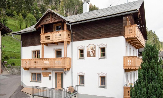 Liesing Apartamento | Steinwand