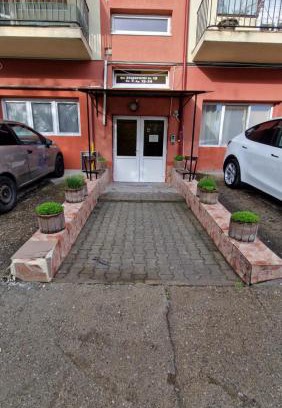 Floresti Apartamento | Stejarului App