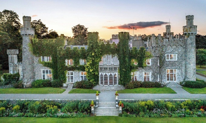 Woodlands Casa | Step Into History: Dublin’s Timeless Luxury Awaits 1013