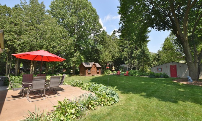 Harwich Casa | Step into the serene atmosphere of the Quiet spot where tranquility awaits.