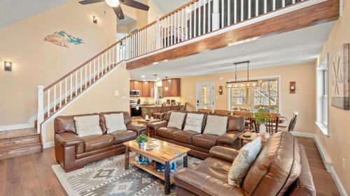 Albrightsville Casa | Stephen Way by AvantStay Hot Tub Game Room Albrightsville