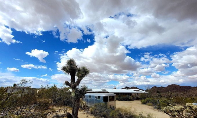 Joshua Tree Highlands Casa | Privacidad Zen en 7. 5 acres de paz entre Park y Village. Paraíso de vida salvaje.
