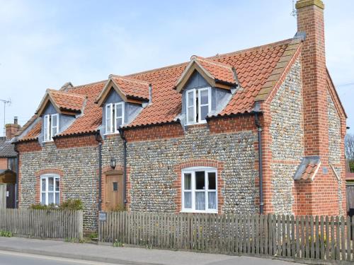 Bacton Casa | Stepping Stones Cottage