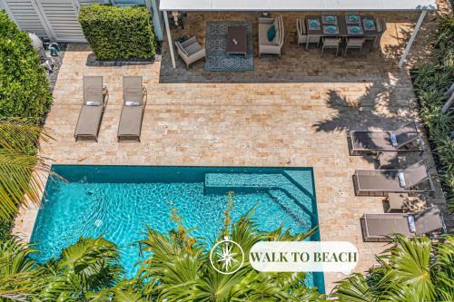 Birch Park Finger Streets Casa | Steps from Beach Heated Pool Gulf Stream Key RESlDENCES