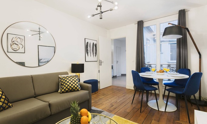 Saint-Victor Apartamento | Steps from La Seine - Lovely Latin Quarter 1BR